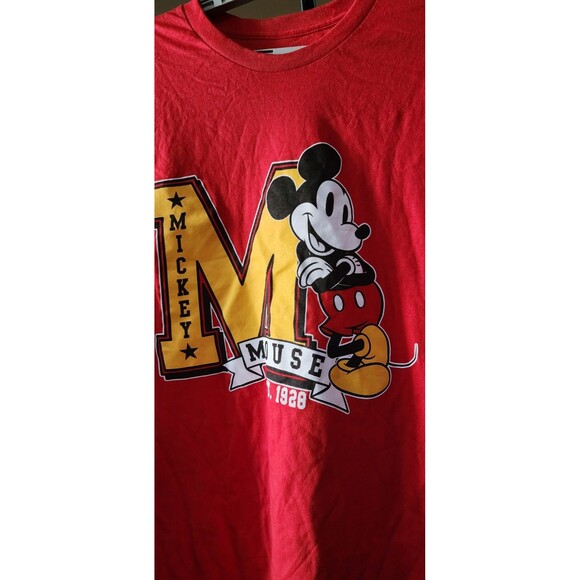 Disney Men's Mickey Mouse Since 1928 Red Short Sleeve Shirt Large New D25 Nice - Picture 3 of 5